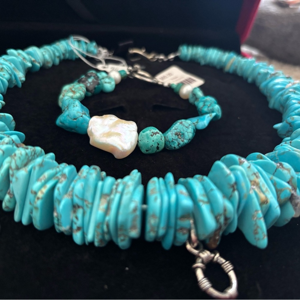 Vibrant Custom Turquoise Necklace and Bracelet Set